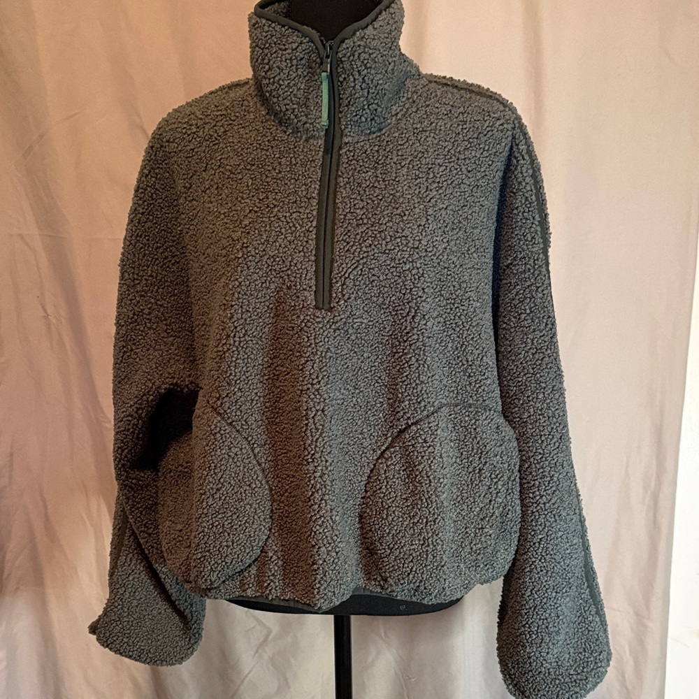 Old Navy Cozy Green Sherpa Pullover